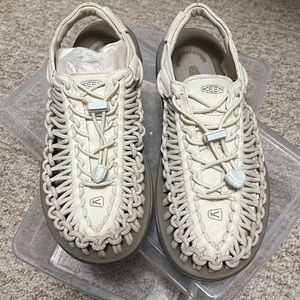 Keen Uneek Sandal.